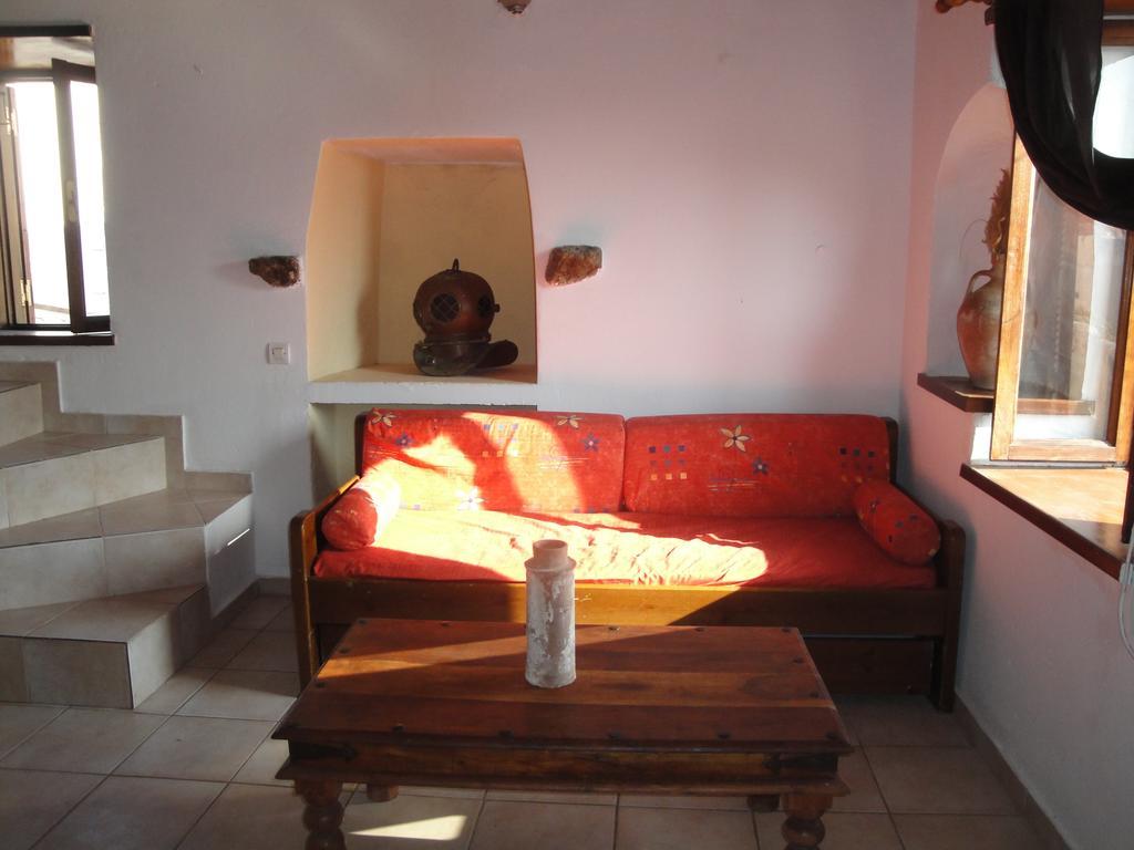 Villa Chrysodimi Chalki Town ห้อง รูปภาพ