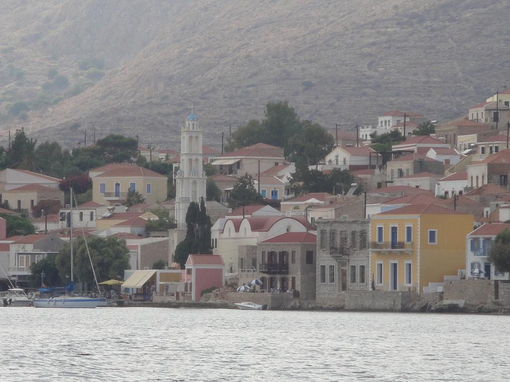 Villa Chrysodimi Chalki Town ห้อง รูปภาพ