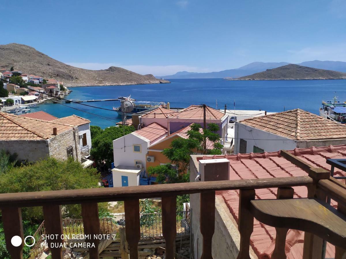 Villa Chrysodimi Chalki Town ภายนอก รูปภาพ