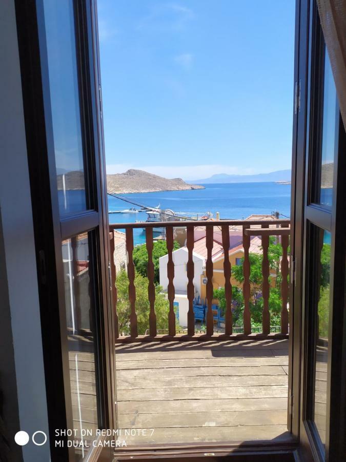 Villa Chrysodimi Chalki Town ภายนอก รูปภาพ