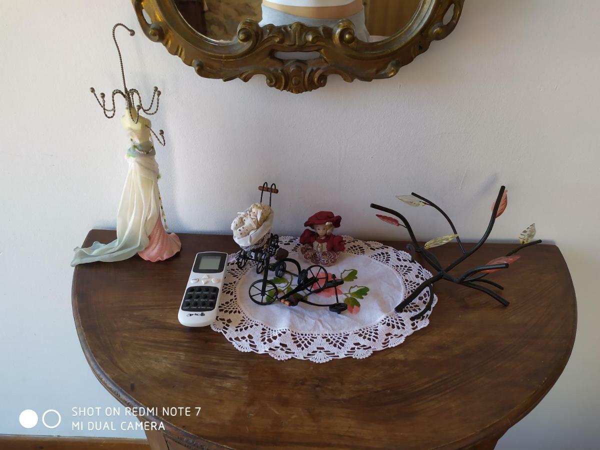 Villa Chrysodimi Chalki Town ภายนอก รูปภาพ