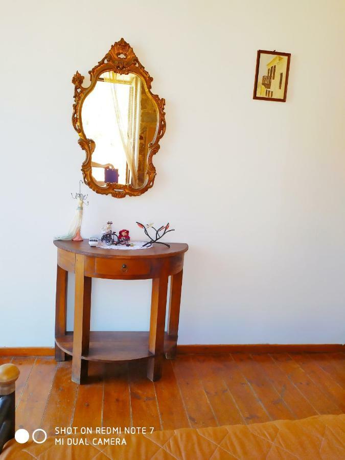 Villa Chrysodimi Chalki Town ภายนอก รูปภาพ