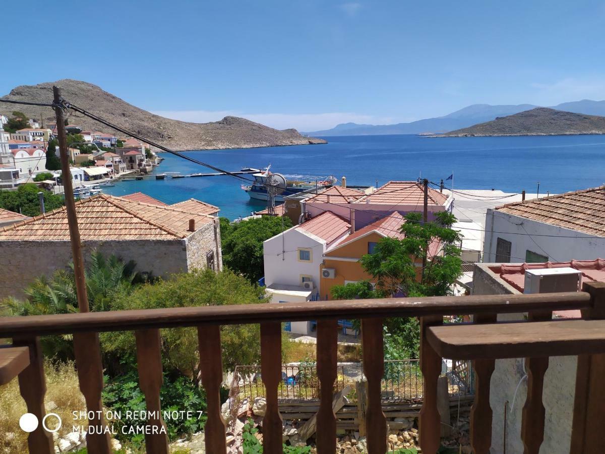 Villa Chrysodimi Chalki Town ภายนอก รูปภาพ