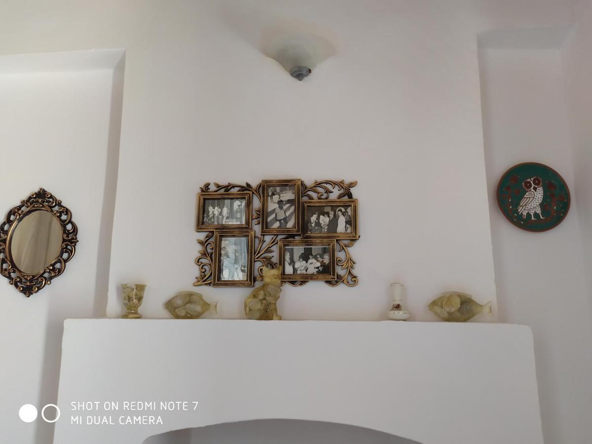 Villa Chrysodimi Chalki Town ภายนอก รูปภาพ
